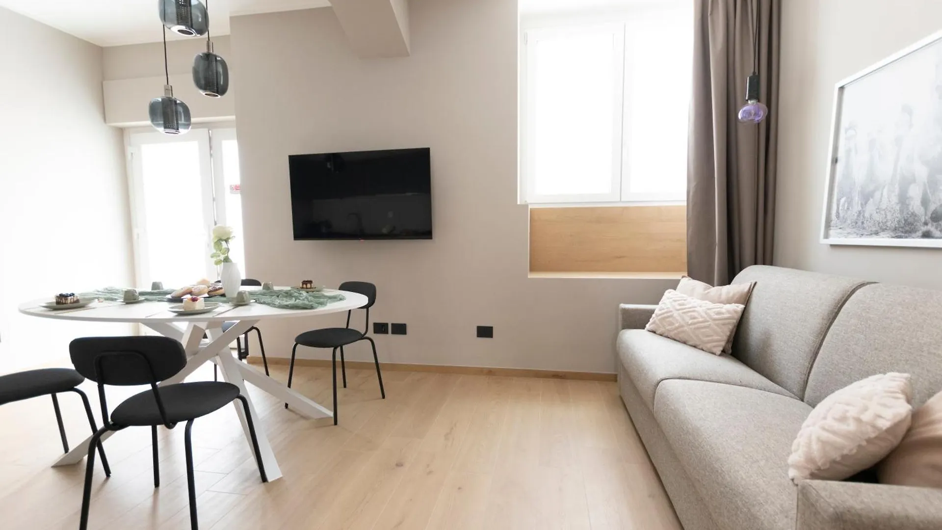 Apartament Ihost Luxury -Free Parking- Plana 6 Mediolan