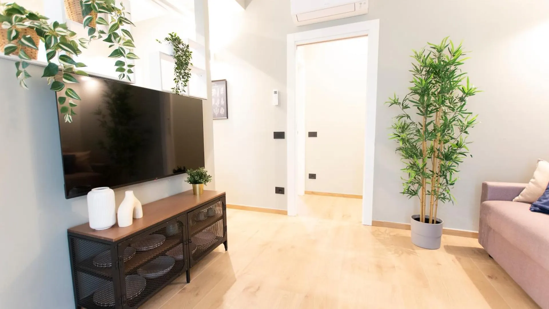 Apartament Ihost Luxury -Free Parking- Plana 6 Mediolan
